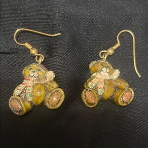 018 Vintage Resin Charming Bear Earrings with Festive Scarf